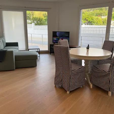 Punta Dos Prados Con Amplia Terraza Y Piscina Apartman