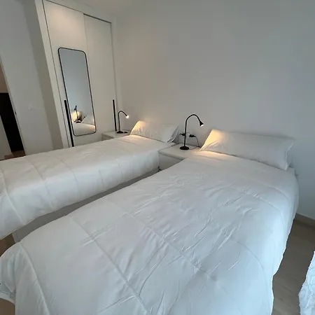 Punta Dos Prados Con Amplia Terraza Y Piscina *